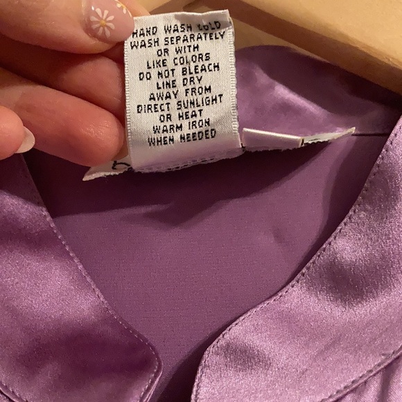 Vintage light silk Bloomingdale’s blouse - Picture 4 of 11